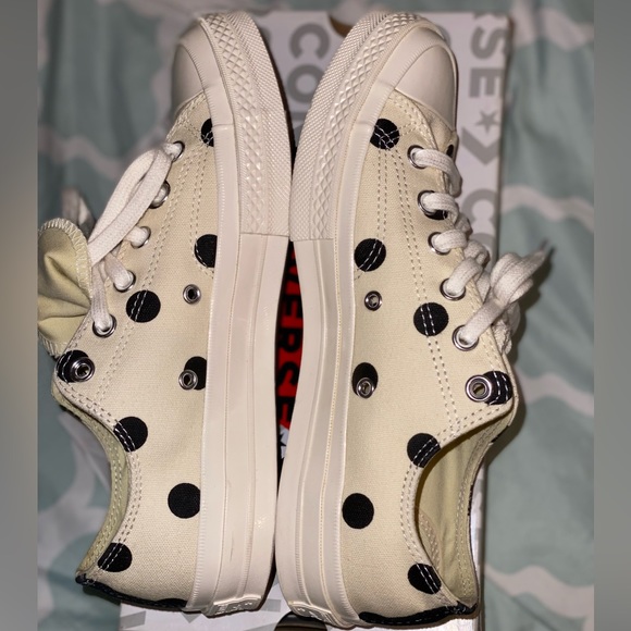 Comme des Garçons PLAY Converse Sneakers - Picture 9 of 10